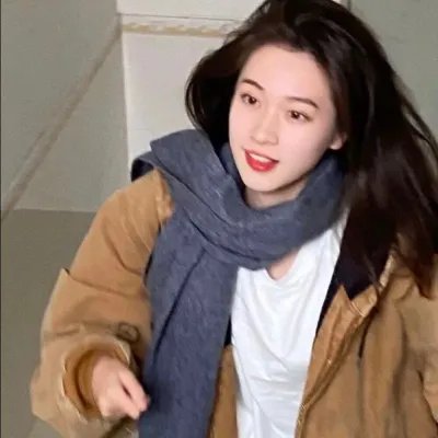 乳房与月亮